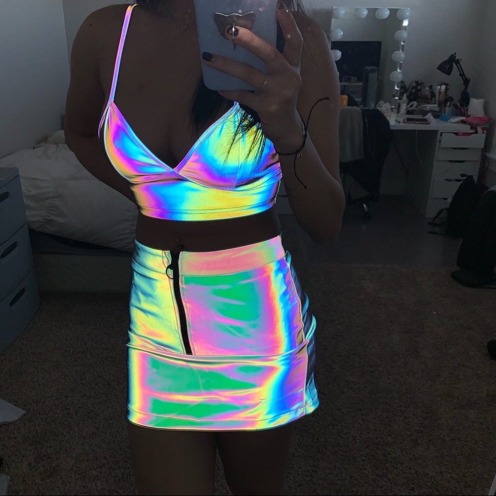 🔦🔦🔦 Reflective Spaghetti Strap Crop Top